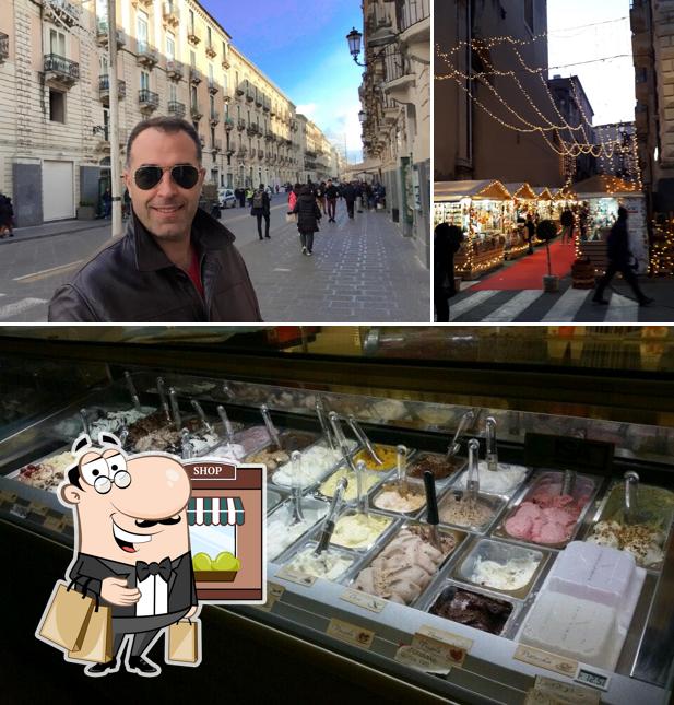 La immagine di esterno e dolce da Scardaci Ice Cafè