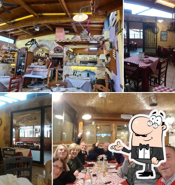 Siediti a un tavolo di Ristorante Antica Trattoria Del Ragno
