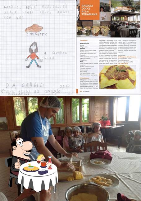 Piatto di formaggi al Agriturismo Il Melograno Delle Centovie