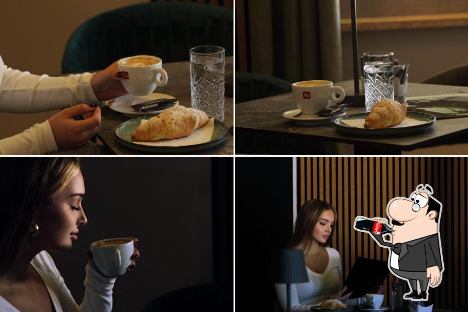 Legendary Lounge Bar