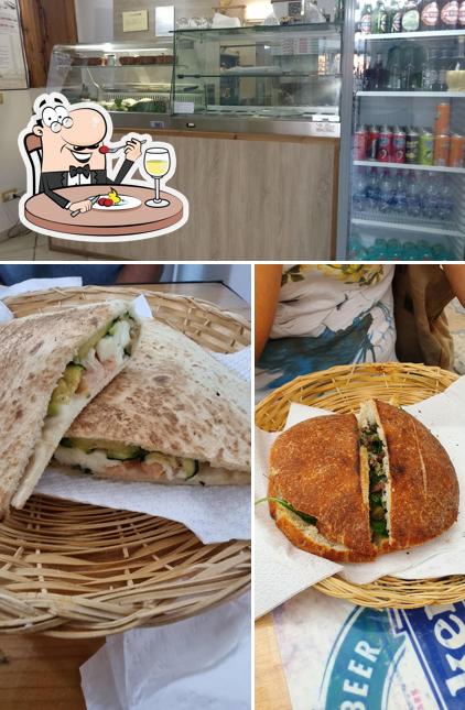 Platti al Al 123 Pucceria Pizzeria