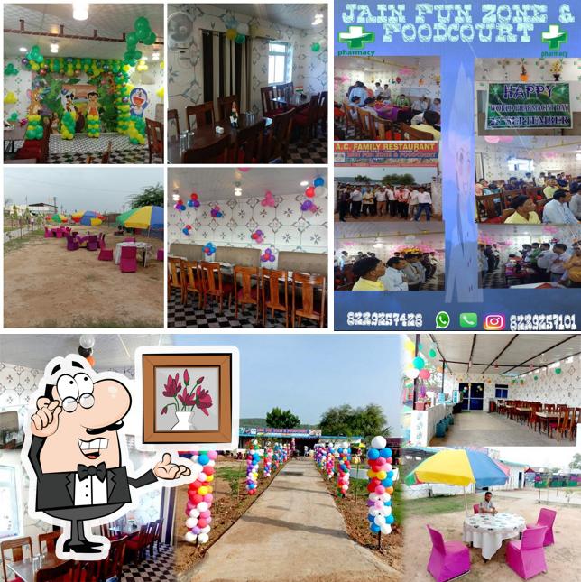 The interior of JainFunZoneAndFoodCourt