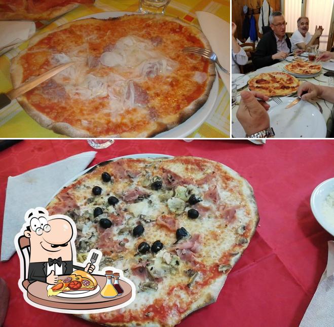 A "Da Claudia" Ricreativo G.Rossi - Settore Pizzeria, puoi ordinare una bella pizza