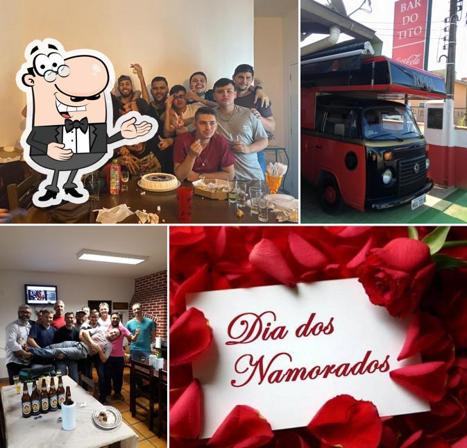 Look at the picture of Bar do Tito