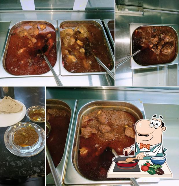 Chicken curry at Noor Mohammadi restaurant