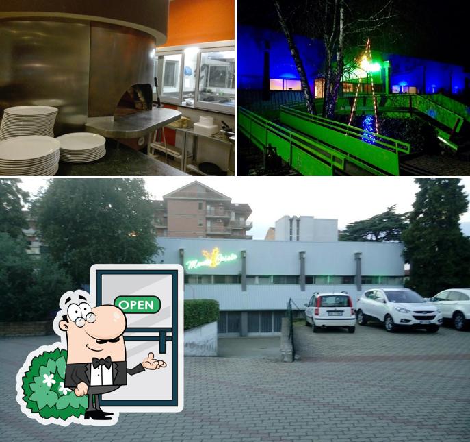 La esterno e cibo del ristorante