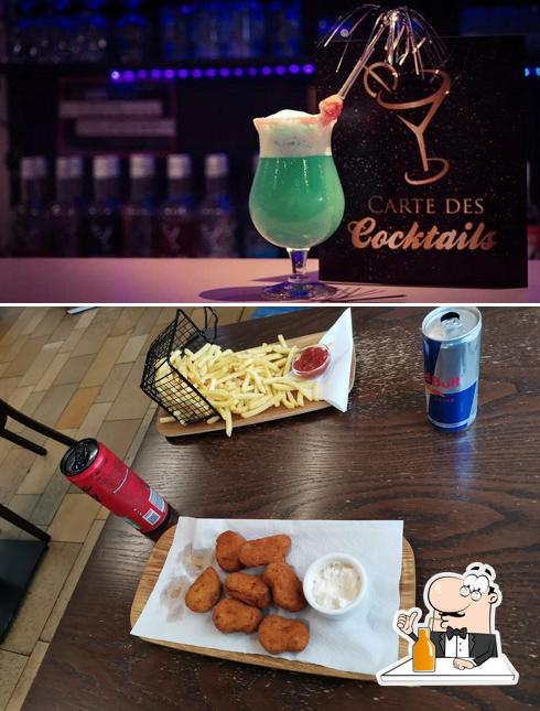 Goditi qualcosa da bere a Memphy's bar