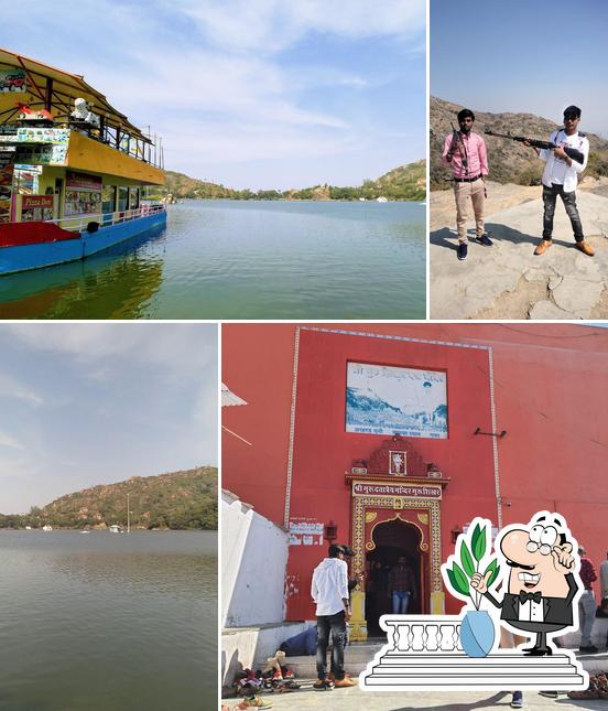 The exterior of Sarovar Restaurant, Boat House