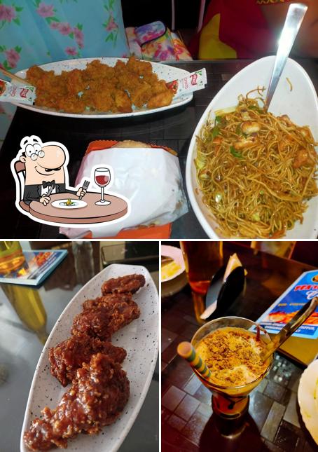 Meals at Tea'se Me Cafe