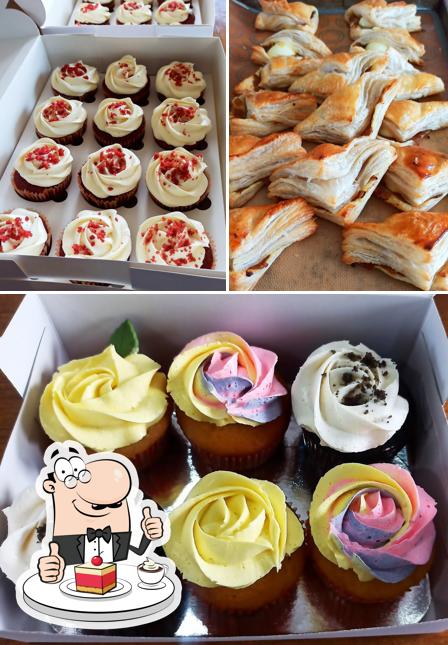 Chaakubi Bakery provides a variety of desserts
