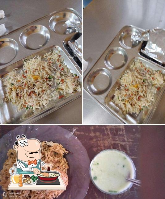 Fried rice at Chilly Mirchi