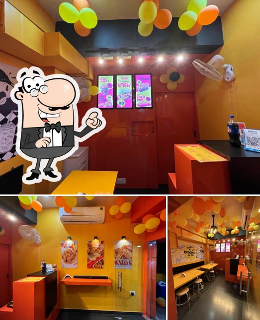 The interior of Kuduk Chicken Kakadeo