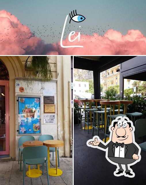 Gli interni di LEI POKE BAR