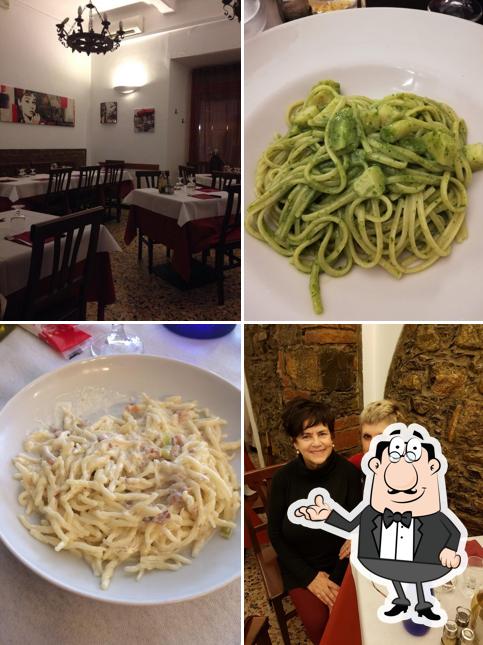 Dai un'occhiata agli interni di Trattoria Pizzeria La Crocera