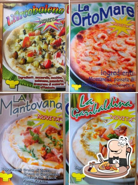pizza in