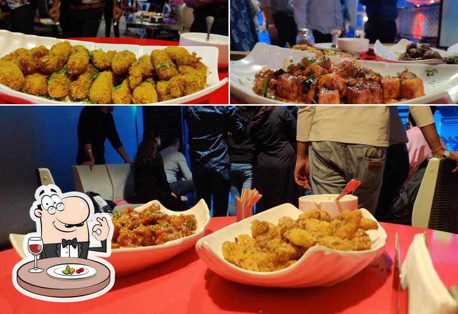 Meals at Amoeba Sports Bar