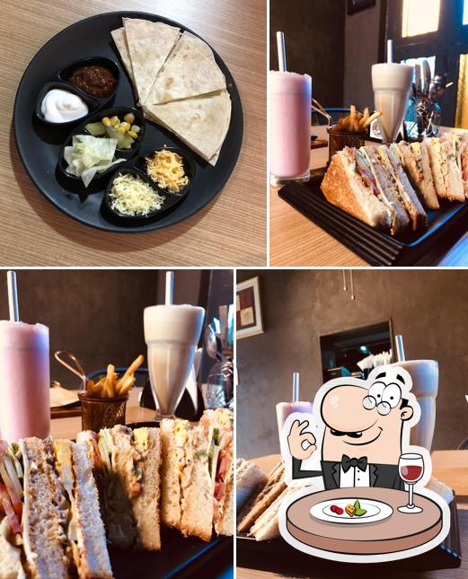 Food at Cafe kithabi