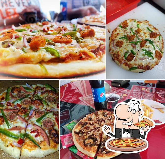Pick pizza at Laziz Pizza