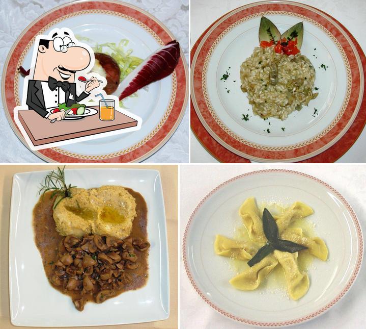 Platti al Albergo Ristorante della Torre - Wine bar, Enoteca in Val Cavallina