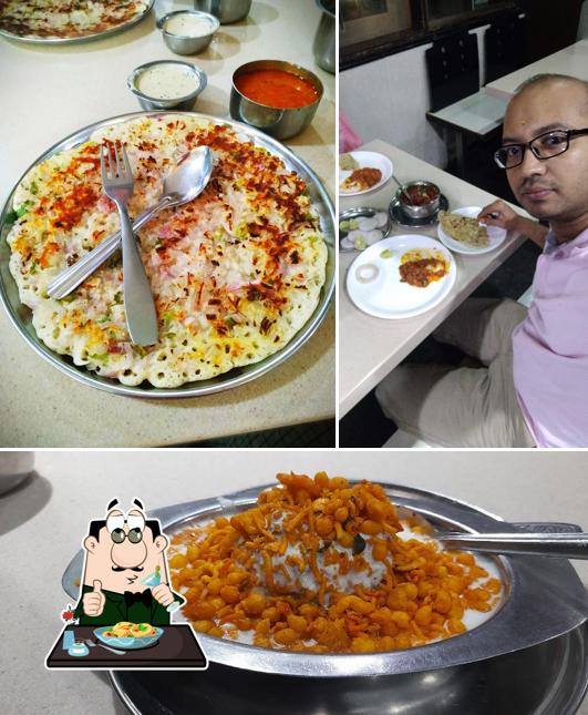 Food at Kamat Restaurant