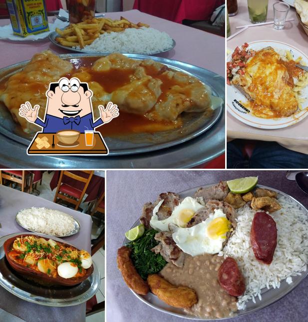 Comida em Restaurante Cruzador