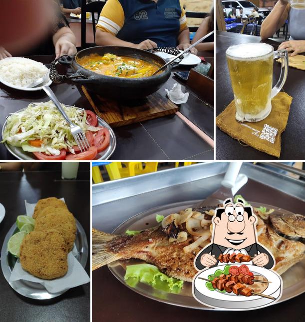 Comida em Bar Marronzinho