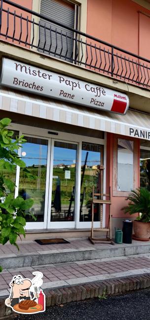 Prenditi i piatti di carne a Mister Papi Caffé