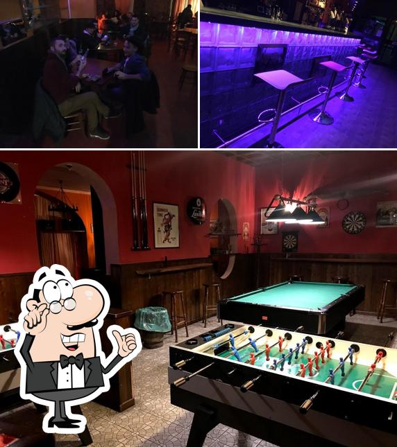 Dai un'occhiata agli interni di Country Pub