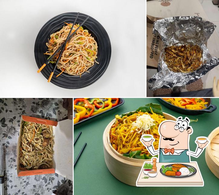 Pulled pork sandwich at Crave Yard - Momos and More