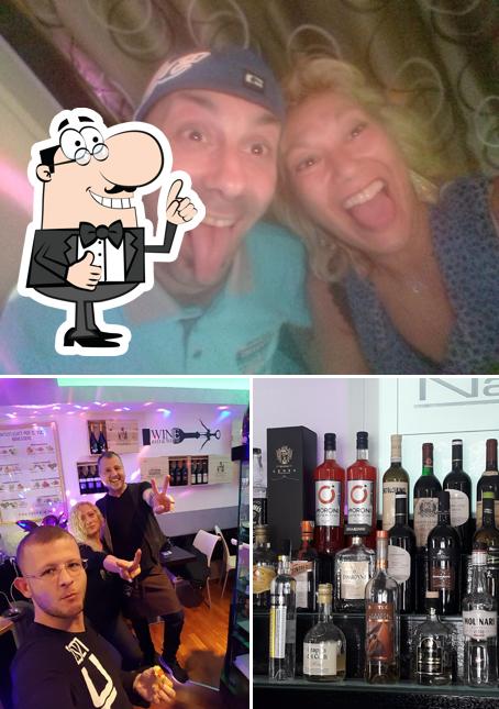 Bar D