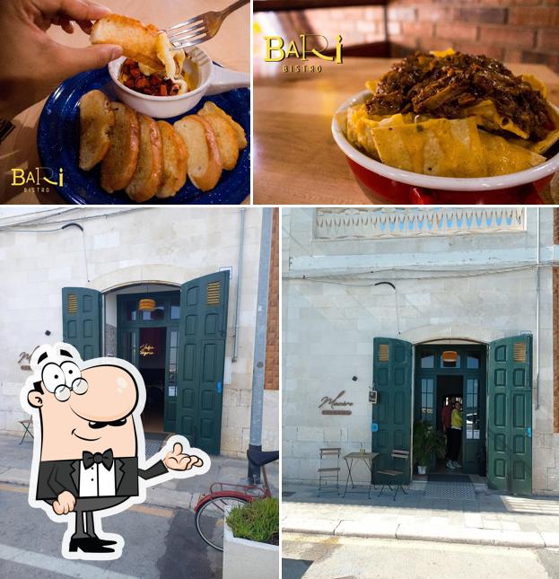 La interni e cibo del ristorante