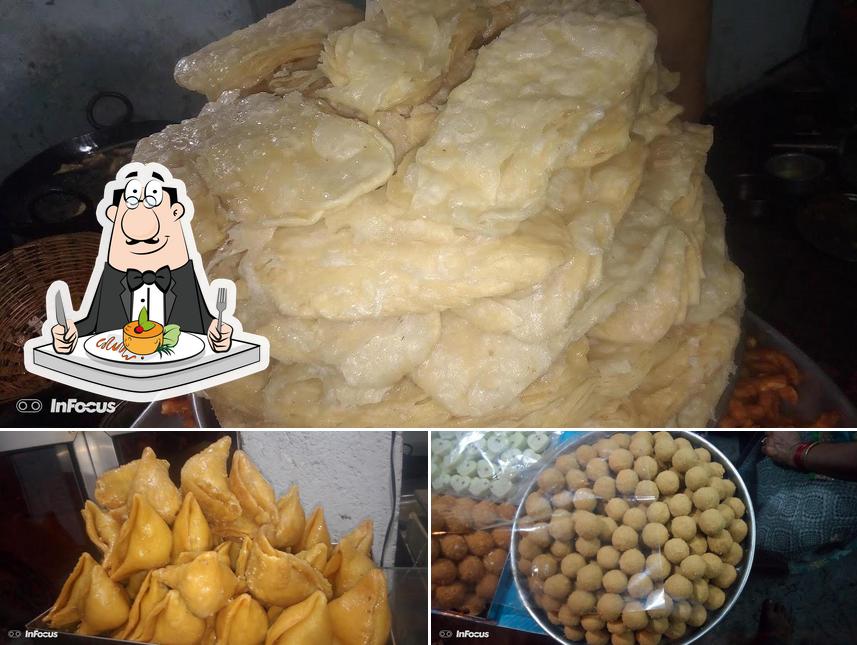 Meals at Shailesh Vadapav Center &,Sweet