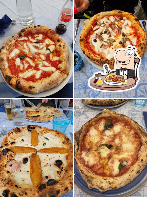 Scegli una pizza a Attanasio Ristorante tipico napoletano