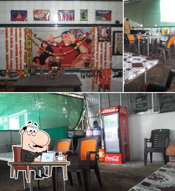 The interior of Maldhari Hotel And Tea Stall
