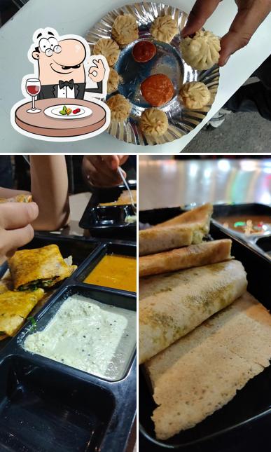 Food at Muthu Dosa Center