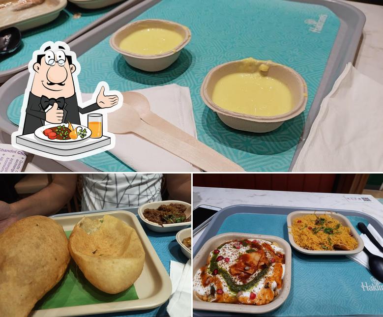 Food at Haldiram's - Pandara Road