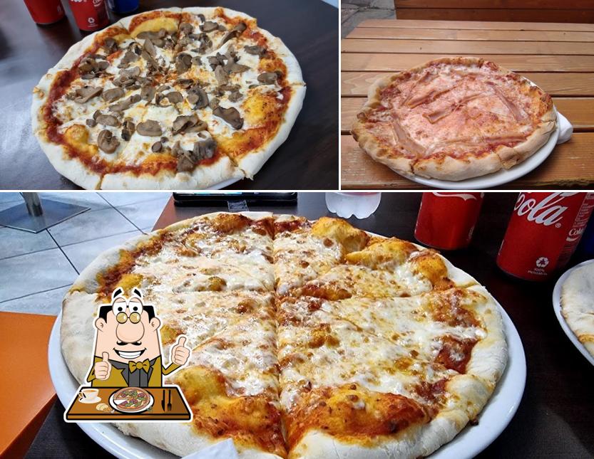 A Istanbul Doner Kebab, puoi prenderti una bella pizza