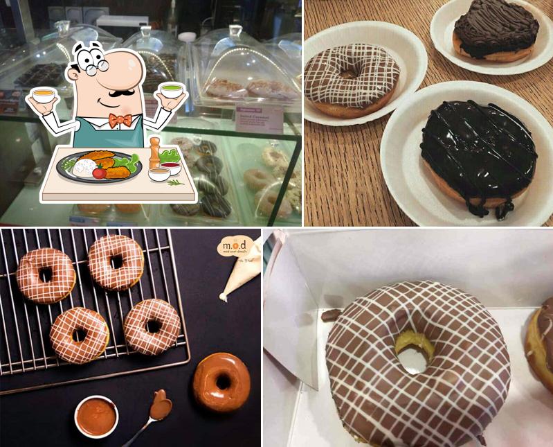 Meals at Mad Over Donuts