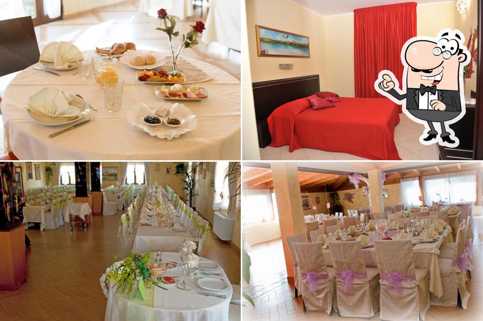 Siediti a un tavolo di ristorante Su Soi