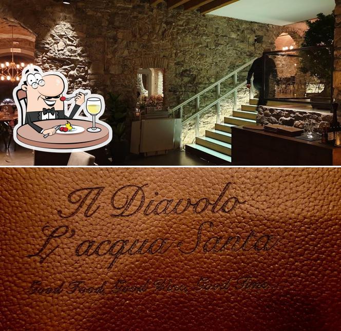 Cibo al Il Diavolo L'acqua Santa