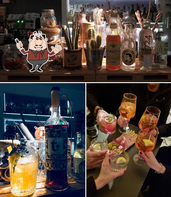 Atipico Cocktail&Sound si caratterizza per la cibo e bevanda