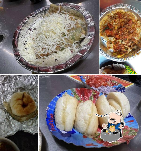 Meals at Raju Omelette
