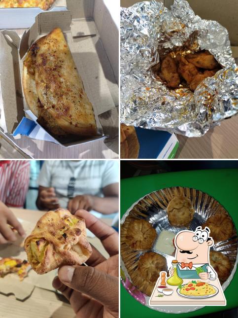 Meals at Domino's Pizza Siya Talab, Gunj