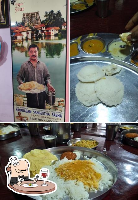 Meals at Mani Mess