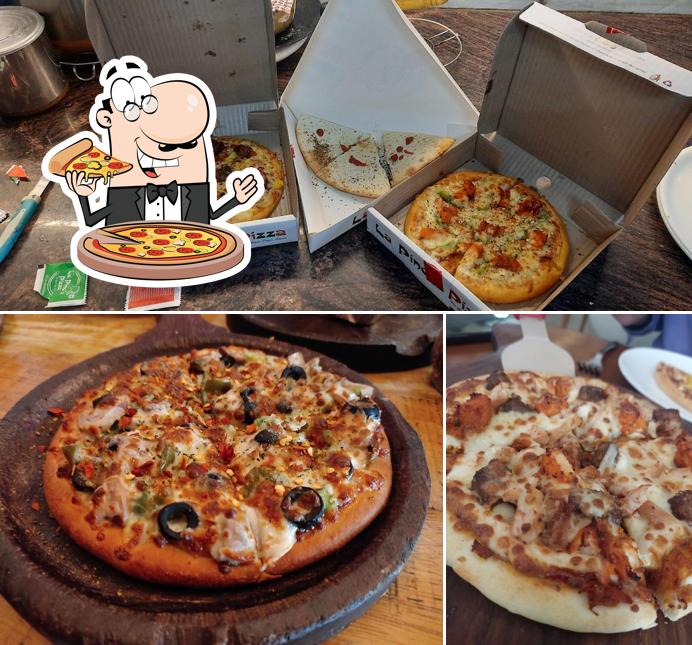 Order pizza at La Pino'z Pizza