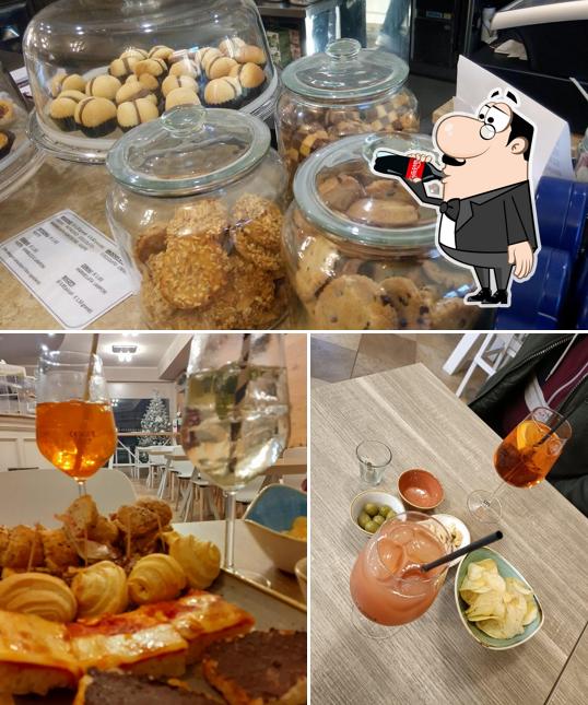 Tra le diverse cose da Caffenice si possono trovare la bevanda e cibo