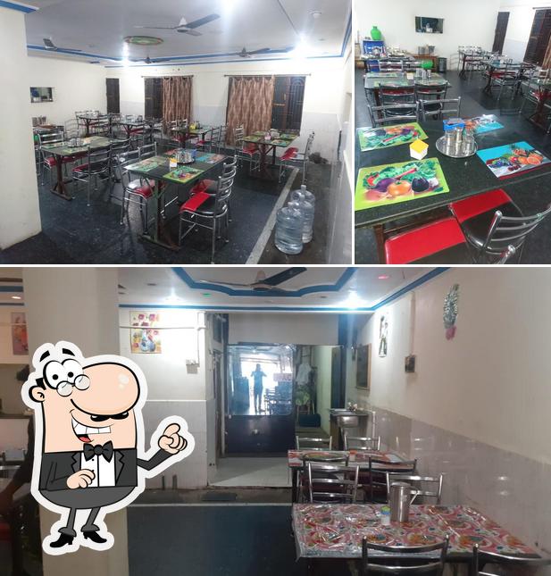 The interior of RF PARADISE JAIL MANDHI FAMILY RESTAURANT