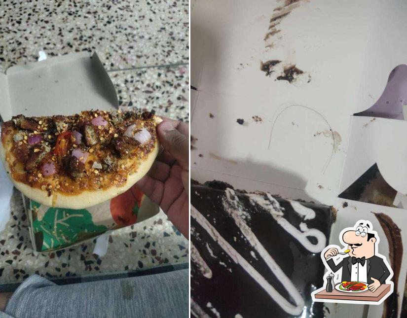 Food at Oye ! Bhukkad Gang Food at Oye ! Bhukkad Gang