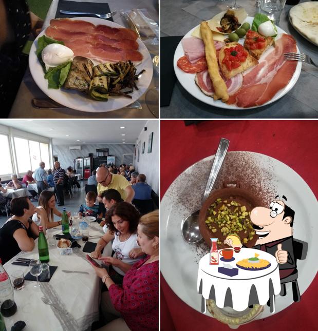Ordina un hamburger a S'Ale Ristorante Pizzeria