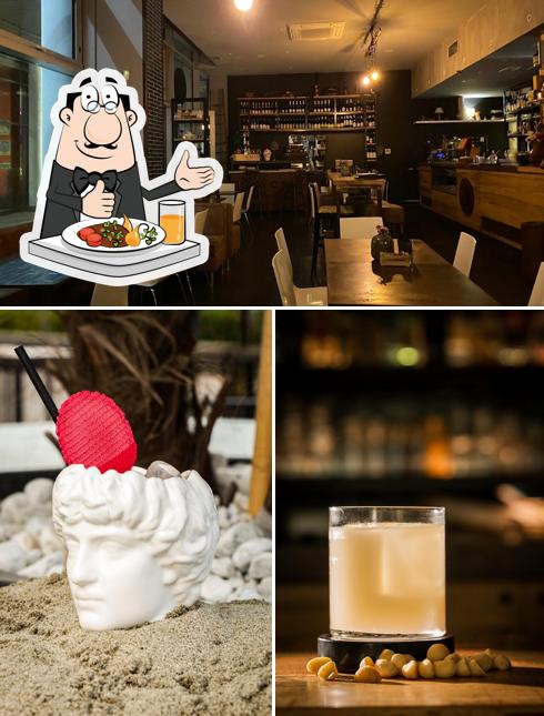 La foto della cibo e interni di iCocktail Café